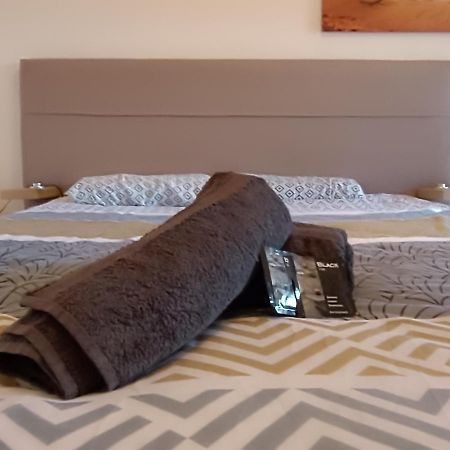 *Le Cocon Bistroquet*Oc.Keys/Terrasse/ Parking Appartement Carcassonne Buitenkant foto